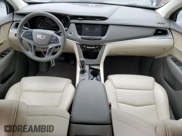 2018 Cadillac XT5 Luxury AWD z VIN 1GYKNDRS1JZ194924, wystawiony jako Copart lot #58343185 z przebiegiem 22 421 mil mil oraz Szkoda całkowita • Salvage title. Historia ofert i sprzedaży dostępna na DreamBid. Obrazek 8.