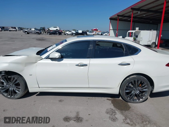 2017 Infiniti Q70 3.7 z VIN JN1BY1AP3HM741611, wystawiony jako IAAI lot #41465116 z przebiegiem 90 375 mil mil oraz . Historia ofert i sprzedaży dostępna na DreamBid. Obrazek 15.