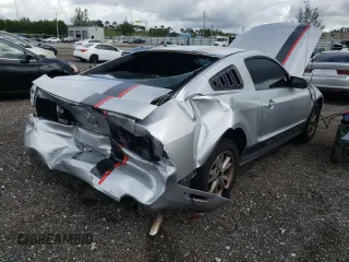 2006 Ford Mustang Standard with VIN 1ZVFT80N565148813, listed as a Copart auction lot 50636785 with 179,784 mi miles and Non Repairable. Bid and sale history available at carsss.com. Image 4.