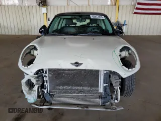 2014 MINI Hardtop with VIN WMWXM5C50ET933486, listed as a Copart auction lot 50823865 with 98,296 mi miles and Salvage Title. Bid and sale history available at DreamBid. Image 5.