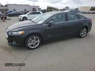2015 Ford Fusion Energi Titanium with VIN 3FA6P0SU9FR284412, listed as a Copart auction lot 47542045 with 69,843 mi miles and Salvage Title. Bid and sale history available at carsss.com. Image 1.