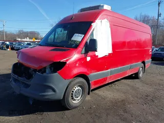 2021 Mercedes-Benz Sprinter Cargo with VIN W1Y4ECHY4MT070552, listed as a IAAI auction lot 41720548 with 110,401 mi miles and . Bid and sale history available at carsss.com. Image 19.