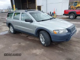 2005 Volvo XC70 with VIN YV1SZ592251196728, listed as a IAAI auction lot 41911635 with 140,228 mi miles and . Bid and sale history available at DreamBid. Image 1.