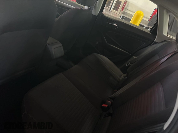 2024 Volkswagen Jetta S с VIN 3VW5M7BU2RM079505, выставлен на аукционе IAAI как лот 42808841 с пробегом 21 446 миль миль и . История ставок и продаж доступна на DreamBid. Изображение 24.