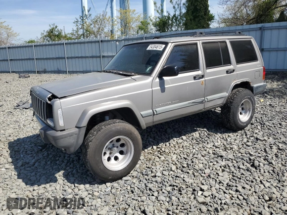 2000 Jeep Cherokee z VIN 1J4FF48S9YL220831, wystawiony jako Copart lot #54304615 z przebiegiem Nie podano mil oraz Szkoda całkowita • Salvage title. Historia ofert i sprzedaży dostępna na DreamBid. Obrazek 1.