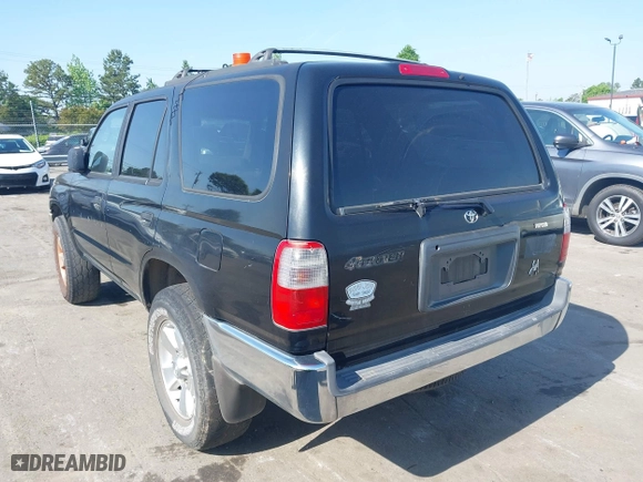 2000 Toyota 4Runner with VIN JT3GM84R0Y0055378, listed as a IAAI auction lot 42062404 with 327,746 mi miles. Bid and sale history available at carsss.com. Image 3.