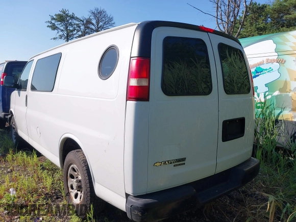 2014 Chevrolet Express Cargo с VIN 1GCSGAFX6E1123365, выставлен на аукционе IAAI как лот 42610325 с пробегом 181 111 миль миль и . История ставок и продаж доступна на DreamBid. Изображение 3.