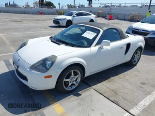 2002 Toyota MR2 z VIN JTDFR320120045045, wystawiony jako IAAI lot #42227577 z przebiegiem 128 095 mil mil oraz . Historia ofert i sprzedaży dostępna na DreamBid. Obrazek 18.