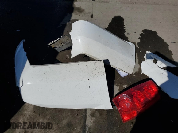 2013 GMC Yukon XL SLT z VIN 1GKS2KE71DR182172, wystawiony jako Copart lot #48693785 z przebiegiem 200 313 mil mil oraz Szkoda całkowita • Salvage title. Historia ofert i sprzedaży dostępna na DreamBid. Obrazek 13.