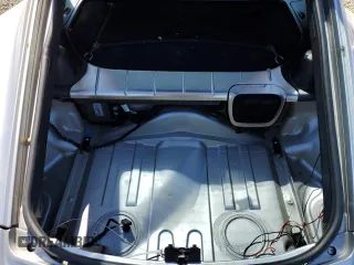 2007 Porsche 718 Cayman z VIN WP0AA29817U760642, wystawiony jako Copart lot #43905015 z przebiegiem Nie podano mil oraz Szkoda całkowita • Salvage title. Historia ofert i sprzedaży dostępna na DreamBid. Obrazek 11.