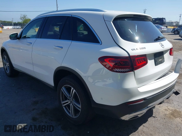 2021 Mercedes-Benz GLC 300 z VIN W1N0G8EB1MF885549, wystawiony jako IAAI lot #42086468 z przebiegiem 45 465 mil mil oraz . Historia ofert i sprzedaży dostępna na DreamBid. Obrazek 3.