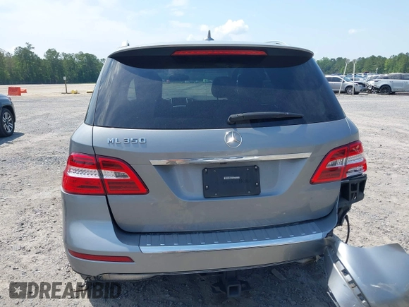 2015 Mercedes-Benz M 350 with VIN 4JGDA5JB9FA587924, listed as a IAAI auction lot 42296749 with 175,708 mi miles and . Bid and sale history available at DreamBid. Image 16.
