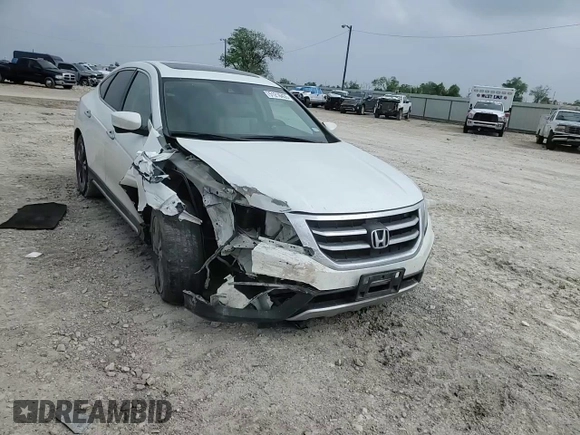 2014 Honda Crosstour EX-L z VIN 5J6TF2H52EL002002, wystawiony jako Copart lot #51216435 z przebiegiem 113 909 mil mil oraz Szkoda całkowita • Salvage title. Historia ofert i sprzedaży dostępna na DreamBid. Obrazek 10.