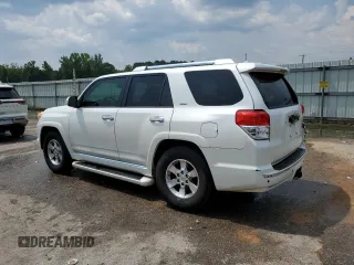 2013 Toyota 4Runner SR5 with VIN JTEZU5JR0D5052545, listed as a Copart auction lot 61746415 with 248,185 mi miles and Salvage title. Bid and sale history available at DreamBid. Image 2.