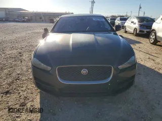 2017 Jaguar XE 25t Premium with VIN SAJAD4BG7HA963995, listed as a Copart auction lot 43613265 with 91,901 mi miles and Salvage Title. Bid and sale history available at carsss.com. Image 5.