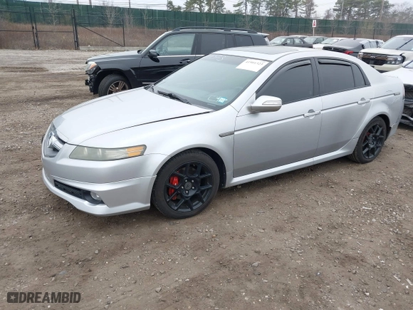 2008 Acura TL Type-S with VIN 19UUA76518A026625, listed as a IAAI auction lot 41901323 with 203,472 mi miles. Bid and sale history available at carsss.com. Image 2.