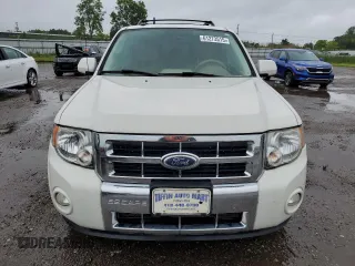 2011 Ford Escape Limited z VIN 1FMCU0E72BKA80668, wystawiony jako Copart lot #61273515 z przebiegiem 120 988 mil mil oraz Czysty tytuł • Clean title. Historia ofert i sprzedaży dostępna na DreamBid. Obrazek 5.