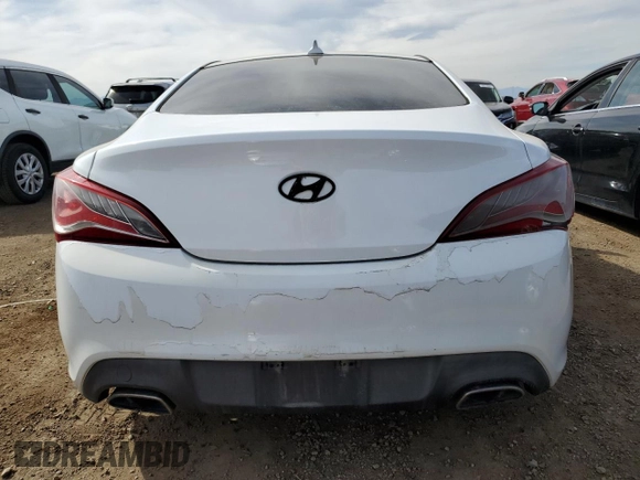 2016 Hyundai Genesis Coupe 3.8L Base z VIN KMHHT6KJ2GU134929, wystawiony jako Copart lot #48465825 z przebiegiem 125 191 mil mil oraz Nie do naprawy • Non repairable. Historia ofert i sprzedaży dostępna na DreamBid. Obrazek 6.