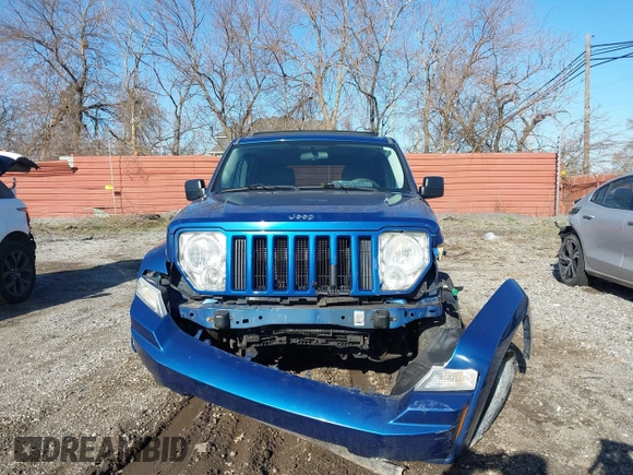 2010 Jeep Liberty Sport with VIN 1J4PN2GK2AW179248, listed as a IAAI auction lot 41952965 with 215,995 mi miles. Bid and sale history available at carsss.com. Image 12.
