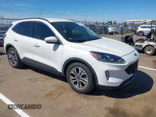 2020 Ford Escape SEL with VIN 1FMCU0H61LUA40865, listed as a IAAI auction lot 41889903 with 58,592 mi miles and . Bid and sale history available at carsss.com. Image 1.