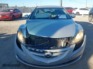 2009 Mazda Mazda6 i Sport with VIN 1YVHP81A895M20622, listed as a IAAI auction lot 41834764 with 182,058 mi miles. Bid and sale history available at carsss.com. Image 12.