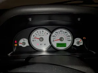 2005 Ford Escape XLT с VIN 1FMYU93135KB23475, выставлен на аукционе Copart как лот 44240295 с пробегом 210 732 миль миль и Чистый • Clean title. История ставок и продаж доступна на DreamBid. Изображение 9.