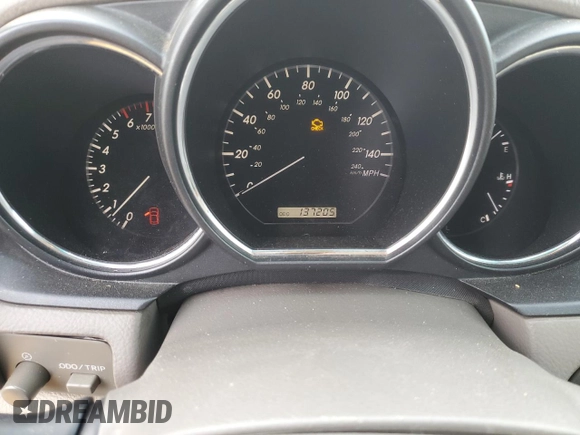 2006 Lexus RX 330 with VIN JTJGA31U060061109, listed as a Copart auction lot 44463425 with 137,205 mi miles and Salvage Title. Bid and sale history available at carsss.com. Image 9.