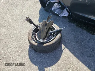 2025 Tesla Model 3 Long Range z VIN 5YJ3E1EB0SF986178, wystawiony jako Copart lot #57612115 z przebiegiem Nie podano mil oraz Szkoda całkowita • Salvage title. Historia ofert i sprzedaży dostępna na DreamBid. Obrazek 12.