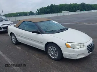 2005 Chrysler Sebring Limited z VIN 1C3EL65R15N502070, wystawiony jako IAAI lot #42407558 z przebiegiem 145 448 mil mil oraz . Historia ofert i sprzedaży dostępna na DreamBid. Obrazek 1.