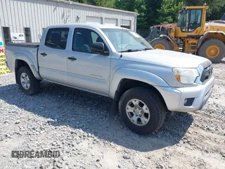 2013 Toyota Tacoma with VIN 3TMLU4EN2DM110385, listed as a IAAI auction lot 42498191 with 147,331 mi miles and . Bid and sale history available at DreamBid. Image 1.