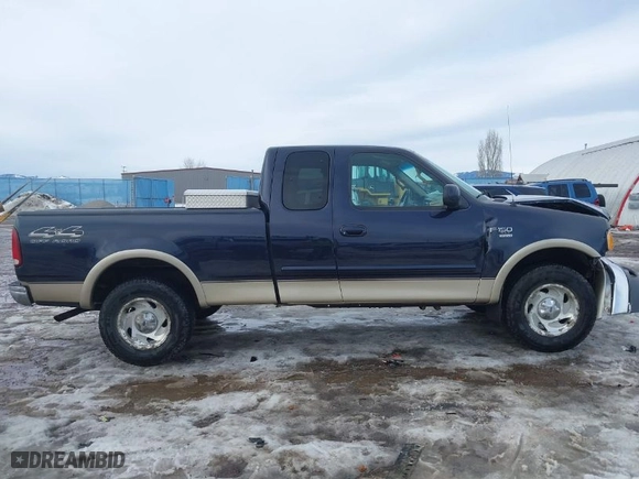 2000 Ford F-150 XL with VIN 2FTRX18L4YCA71181, listed as a IAAI auction lot 41598088 with 1 mi miles. Bid and sale history available at carsss.com. Image 13.