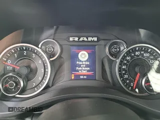 2024 Ram 1500 Tradesman с VIN 1C6RRFGG7RN221914, выставлен на аукционе IAAI как лот 42849294 с пробегом 66 миль миль и . История ставок и продаж доступна на DreamBid. Изображение 28.