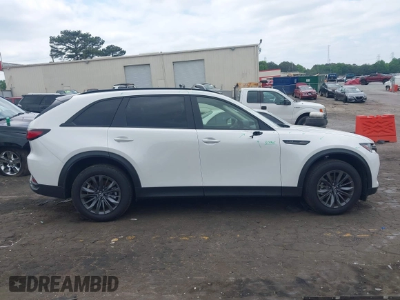 2025 Mazda CX-70 Preferred with VIN JM3KJBHD4S1122583, listed as a IAAI auction lot 42135706 with 1,700 mi miles and . Bid and sale history available at DreamBid. Image 13.