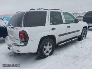 2004 Chevrolet TrailBlazer LT with VIN 1GNDT13S242213397, listed as a IAAI auction lot 41497865 with 196,901 mi miles. Bid and sale history available at carsss.com. Image 4.