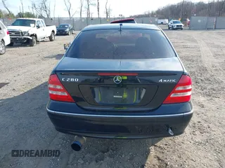 2006 Mercedes-Benz C 280 Luxury z VIN WDBRF92H86F796224, wystawiony jako IAAI lot #41838403 z przebiegiem 152 974 mil mil oraz . Historia ofert i sprzedaży dostępna na DreamBid. Obrazek 17.
