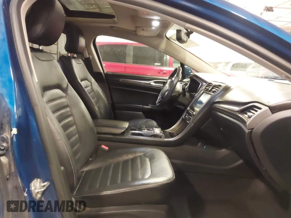 2017 Ford Fusion SE with VIN 3FA6P0H99HR340225, listed as a IAAI auction lot 41977752 with 97,385 mi miles. Bid and sale history available at carsss.com. Image 5.