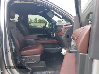 2023 Ford Expedition Max Limited с VIN 1FMJK1K89PEA05570, выставлен на аукционе IAAI как лот 42474707 с пробегом 67 408 миль миль и . История ставок и продаж доступна на DreamBid. Изображение 5.