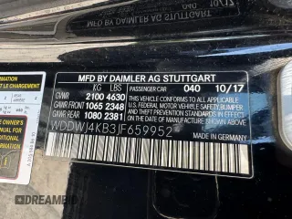2018 Mercedes-Benz C 300 z VIN WDDWJ4KB3JF659952, wystawiony jako Copart lot #62150725 z przebiegiem 75 589 mil mil oraz Czysty tytuł • Clean title. Historia ofert i sprzedaży dostępna na DreamBid. Obrazek 10.