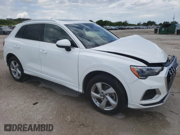 2021 Audi Q3 Premium with VIN WA1AUCF34M1155432, listed as a Copart auction lot 61790315 with 27,746 mi miles and Non repairable. Bid and sale history available at DreamBid. Image 4.
