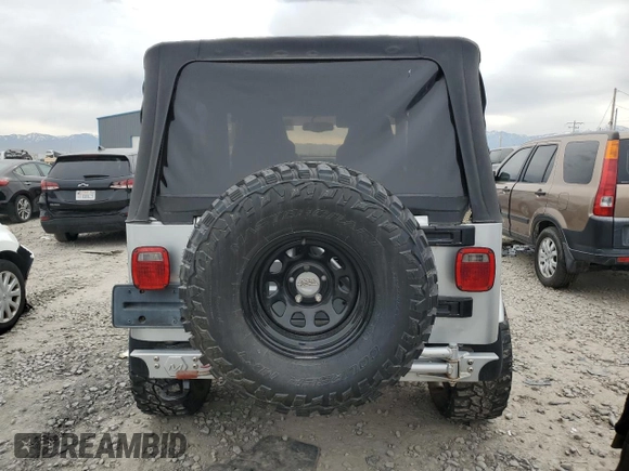 2005 Jeep Wrangler Unlimited with VIN 1J4FA44S35P385427, listed as a Copart auction lot 54430625 with 161,799 mi miles and Clean Title. Bid and sale history available at carsss.com. Image 6.