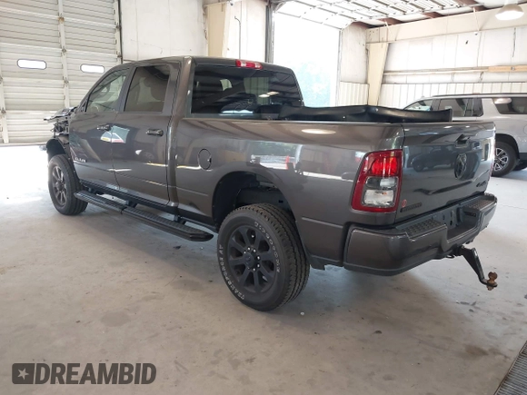 2022 Ram 2500 Big Horn with VIN 3C6UR5DJ8NG263368, listed as a IAAI auction lot 40072610 with 17,293 mi miles and . Bid and sale history available at DreamBid. Image 3.