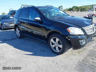 2010 Mercedes-Benz M-Class ML 350 with VIN 4JGBB8GBXAA592927, listed as a IAAI auction lot 41706851 with NaN miles. Bid and sale history available at carsss.com. Image 1.