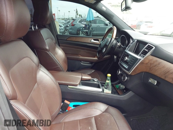 2014 Mercedes-Benz M 550 with VIN 4JGDA7DB5EA292311, listed as a IAAI auction lot 41680091 with 125,932 mi miles and . Bid and sale history available at DreamBid. Image 5.