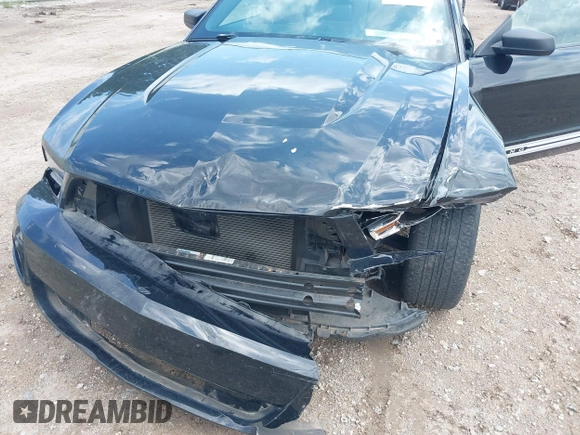 2012 Ford Mustang V6 Premium with VIN 1ZVBP8AM2C5241616, listed as a IAAI auction lot 39532874 with 182,263 mi miles. Bid and sale history available at carsss.com. Image 6.