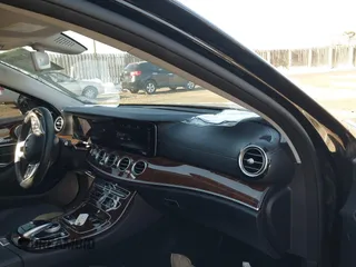 2020 Mercedes-Benz E-Class E 350 with VIN W1KZF8EB4LA823422, listed as a IAAI auction lot 41311710 with 39,027 mi miles. Bid and sale history available at carsss.com. Image 5.