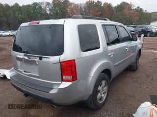 2011 Honda Pilot EX-L with VIN 5FNYF3H6XBB036391, listed as a IAAI auction lot 41100998 with 120,516 mi miles and . Bid and sale history available at DreamBid. Image 4.