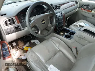 2012 Chevrolet Suburban LT с VIN 1GNSCJE01CR214873, выставлен на аукционе Copart как лот 58316385 с пробегом 266 398 миль миль и Списание • Salvage title. История ставок и продаж доступна на DreamBid. Изображение 8.