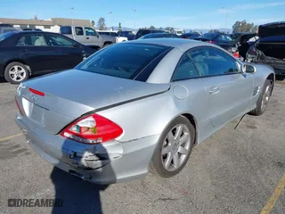 2003 Mercedes-Benz SL-Class with VIN WDBSK75F33F042414, listed as a IAAI auction lot 41260298 with 46,125 mi miles. Bid and sale history available at carsss.com. Image 4.