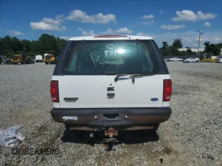 1997 Ford Expedition XLT with VIN 1FMEU17L2VLB74797, listed as a Copart auction lot 61377745 with 236,140 mi miles and Salvage title. Bid and sale history available at DreamBid. Image 6.