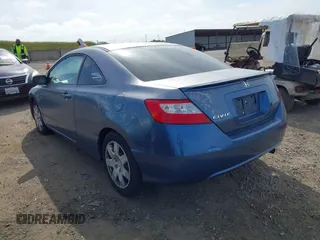 2008 Honda Civic Cpe LX with VIN 2HGFG12648H535418, listed as a IAAI auction lot 42040685 with 196,183 mi miles. Bid and sale history available at carsss.com. Image 3.